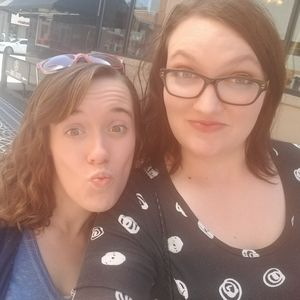 Meet your Posher, Casey